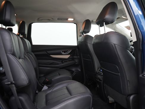 Used 2022 Subaru Ascent Limited image 12