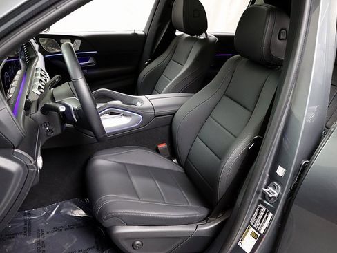 Certified 2025 Mercedes-Benz GLE 450 4MATIC image 10