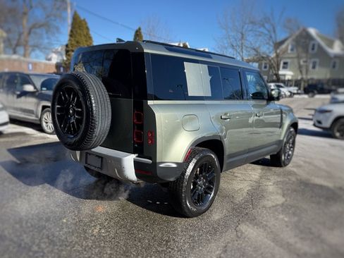 Used 2025 Land Rover Defender 110 S AWD/4WD image 8