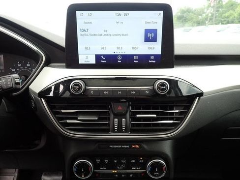 Used 2022 Ford Escape SE w/ SE Sport Appearance Package AWD/4WD image 29
