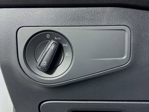 Used 2022 Volkswagen Tiguan S w/ Driver Assistance Package image 12