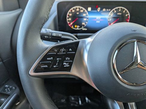 Used 2026 Mercedes-Benz GLA 250 4MATIC image 23
