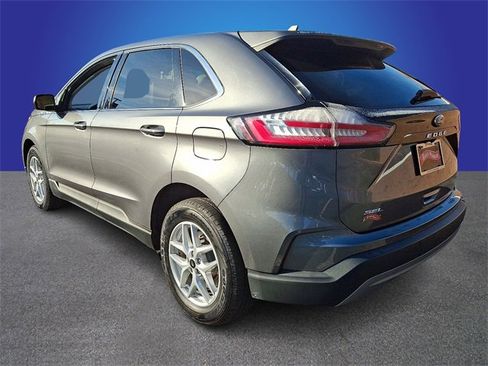 Used 2024 Ford Edge SEL image 6
