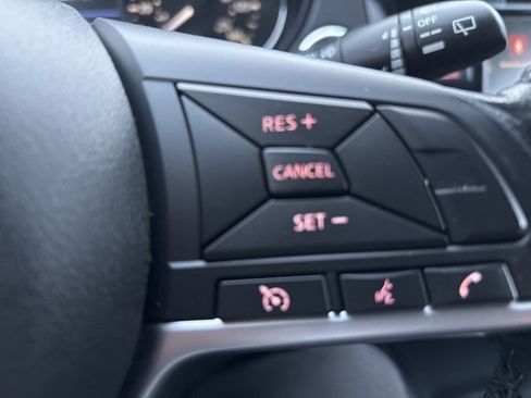 Used 2020 Nissan Rogue Sport SV w/ All-Weather Package AWD/4WD image 32