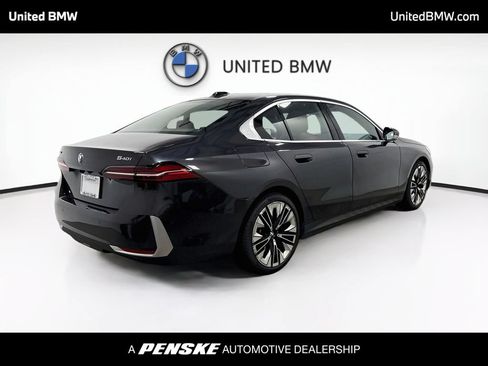 Certified 2026 BMW 540i xDrive AWD/4WD image 5