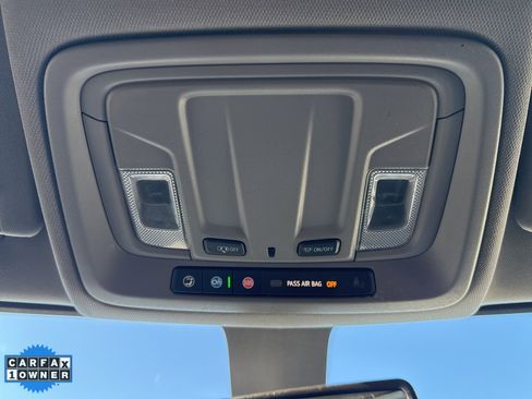 Used 2022 Chevrolet Silverado 2500 Custom w/ Custom Value Package image 21