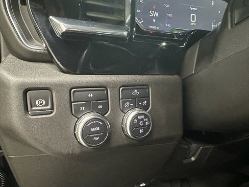 Certified 2024 GMC Sierra 3500 SLE w/ SLE Value Package image 30