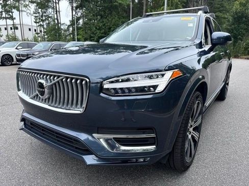 Used 2022 Volvo XC90 T6 Inscription w/ Advanced Package AWD/4WD image 9