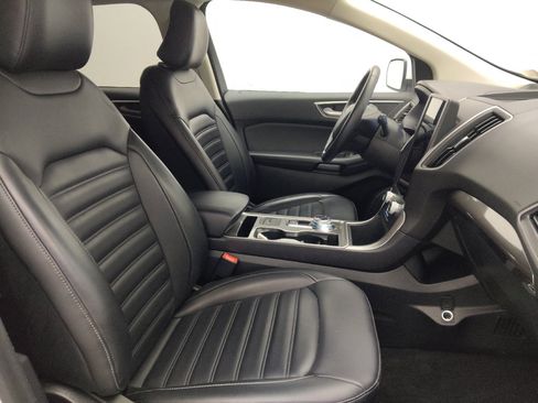 Used 2024 Ford Edge SEL image 21