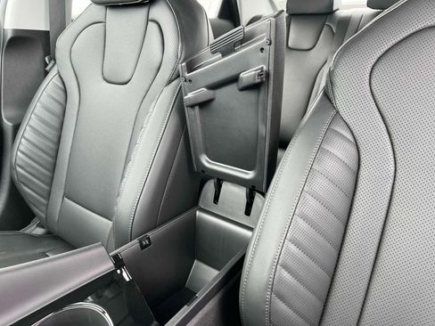 New 2025 Hyundai Elantra Limited image 21