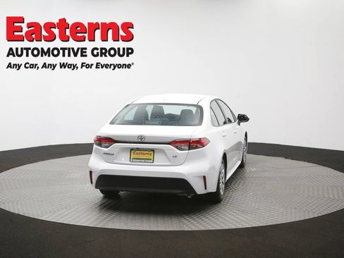 Used 2025 Toyota Corolla LE FWD image 37