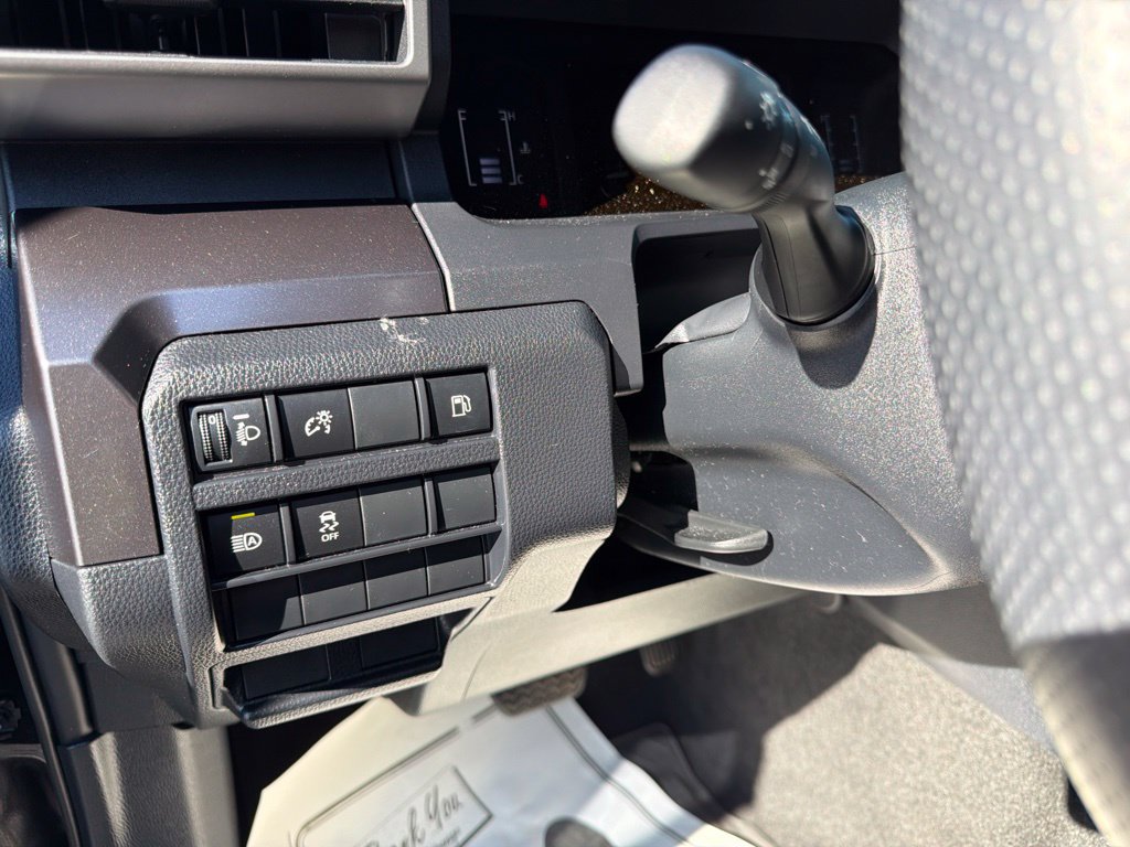 Used 2025 Toyota 4Runner SR5 AWD/4WD image 14