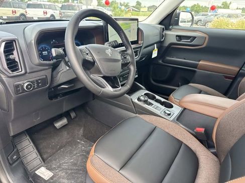 New 2025 Ford Bronco Sport Outer Banks w/ Outer Banks Tech Package+ image 9