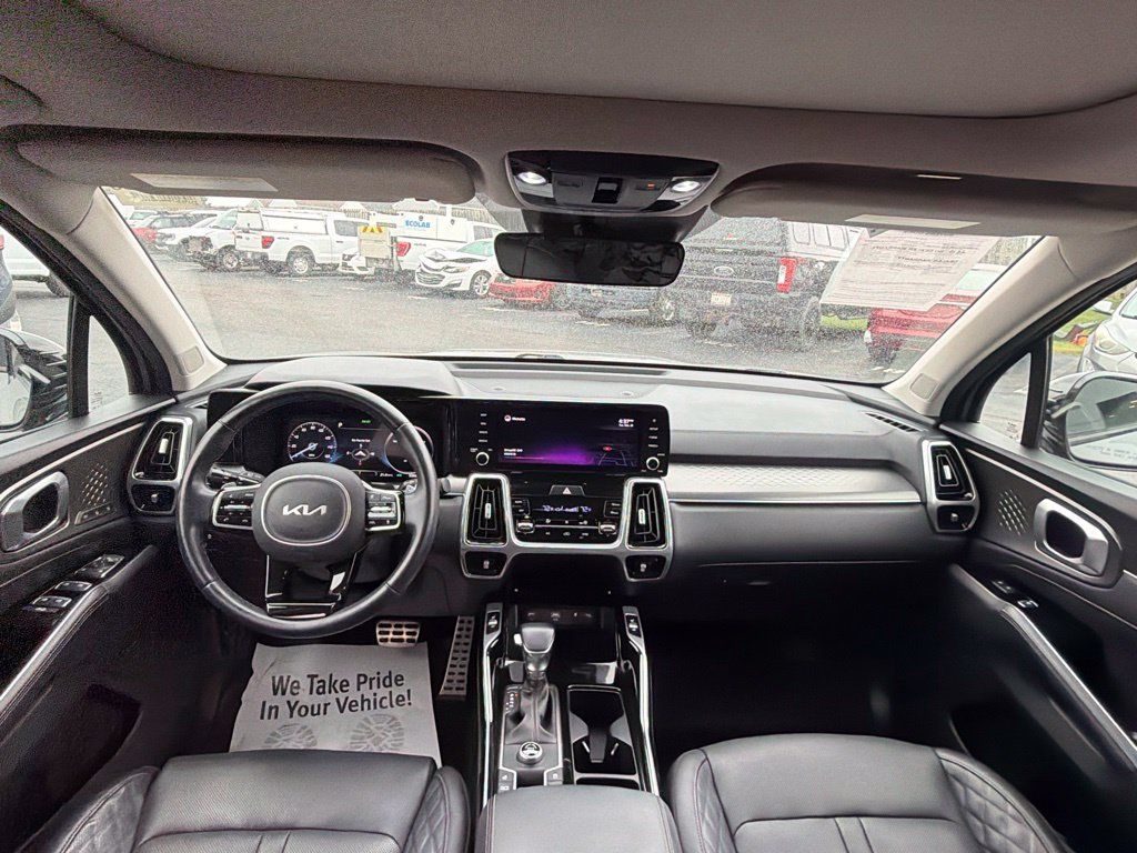 Used 2022 Kia Sorento SX FWD image 19