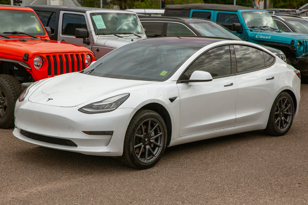 Used 2019 Tesla Model 3 Long Range RWD image 9