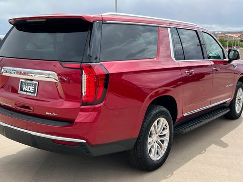 Used 2024 GMC Yukon XL SLT w/ SLT Luxury Package AWD/4WD image 6