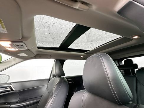 Used 2023 Mitsubishi Outlander SE AWD/4WD image 19