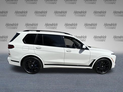 Certified 2025 BMW X7 xDrive40i w/ M Sport Package image 10