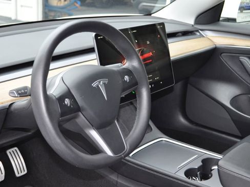 Used 2022 Tesla Model 3 Performance image 10