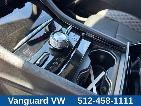 Used 2025 Jeep Grand Cherokee L Summit w/ Obsidian Package AWD/4WD image 13