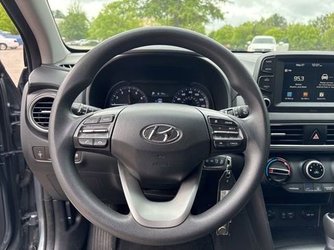 Used 2021 Hyundai Kona SE w/ Cargo Package FWD image 14
