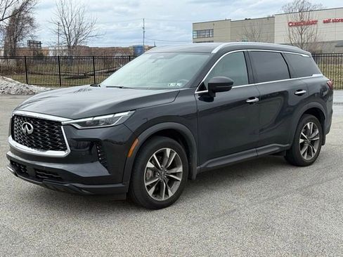 Certified 2025 INFINITI QX60 Luxe image 3