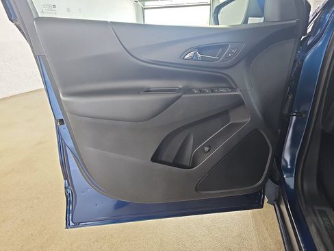 Used 2019 Chevrolet Equinox LT FWD image 32