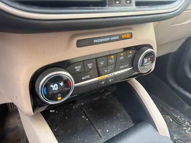 Used 2021 Ford Escape SE w/ Convenience Package FWD image 29