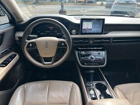 Used 2022 Lincoln Corsair Reserve w/ Elements Package FWD image 23