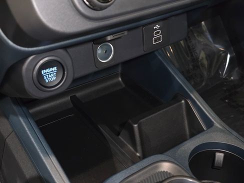 New 2025 Ford Maverick XLT w/ XLT Luxury Package image 28