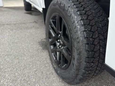 New 2026 Chevrolet Silverado 1500 LT Trail Boss w/ Safety Package image 9