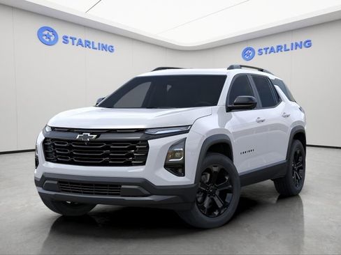 New 2026 Chevrolet Equinox LT w/ Convenience Package II FWD image 3