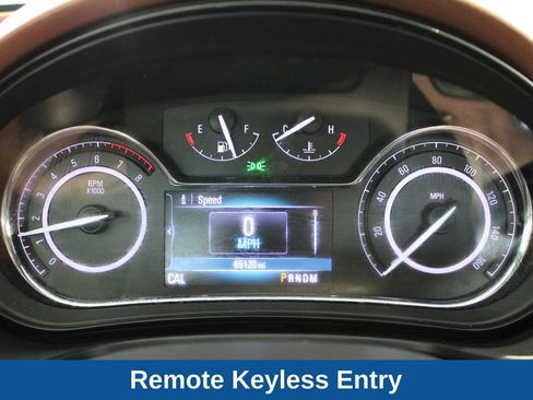 Used 2017 Buick Regal AWD image 6