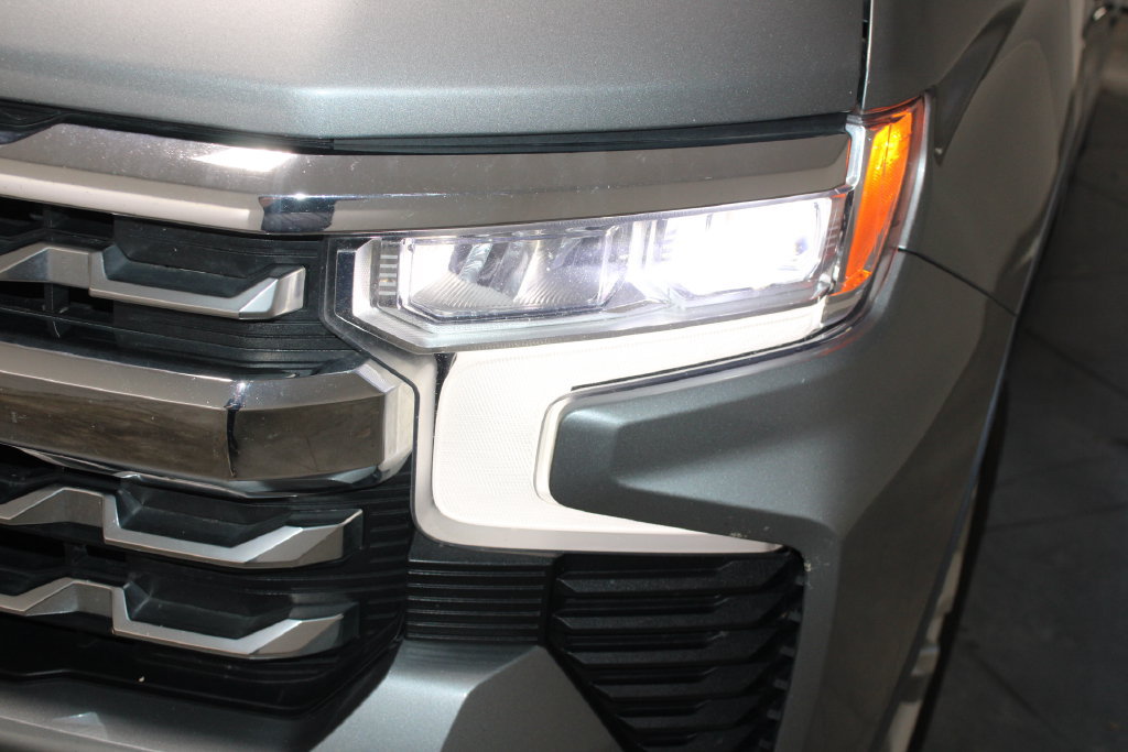 Used 2023 Chevrolet Silverado 1500 LTZ AWD/4WD image 58