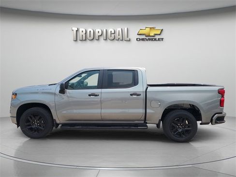 New 2026 Chevrolet Silverado 1500 Custom image 2