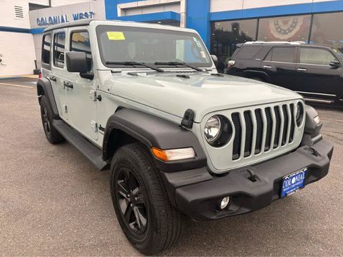 Used 2023 Jeep Wrangler Unlimited Sport AWD/4WD image 14