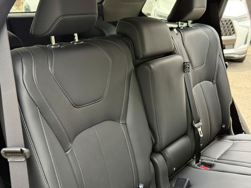 New 2027 INFINITI QX60 Luxe w/ Cargo Package AWD/4WD image 15