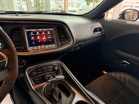 Used 2018 Dodge Challenger SRT Demon RWD image 39