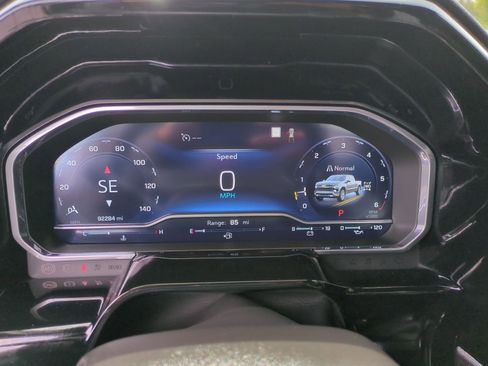 Certified 2023 Chevrolet Silverado 1500 LTZ AWD/4WD image 11