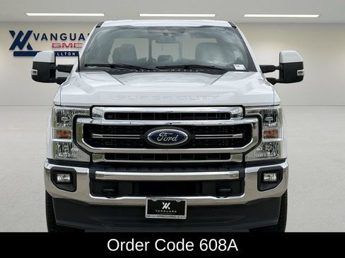 Used 2022 Ford F250 Lariat w/ Lariat Value Package AWD/4WD image 3