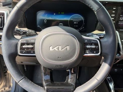 Used 2023 Kia Sorento SX Prestige AWD/4WD image 12