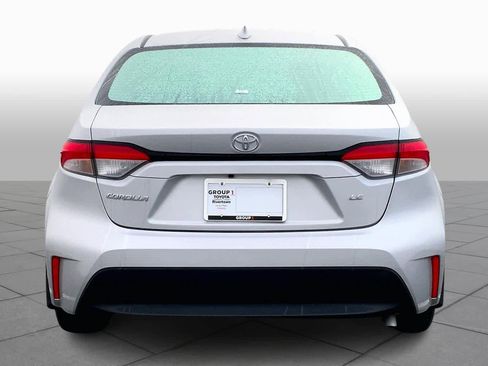 Used 2026 Toyota Corolla LE image 5