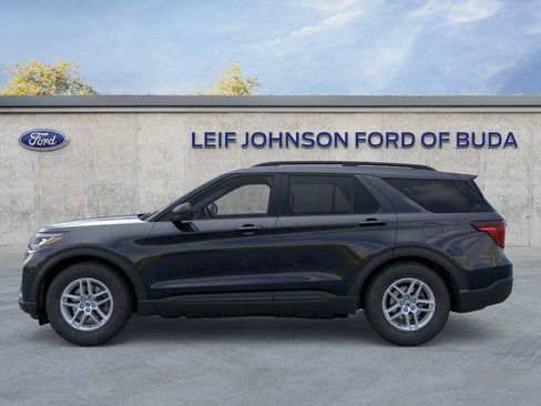 New 2026 Ford Explorer Active w/ Active Comfort Package image 3