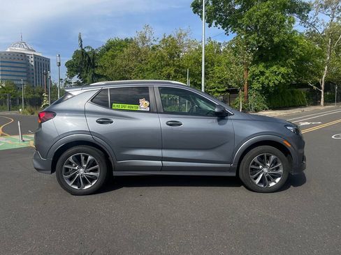 Used 2022 Buick Encore GX Select w/ Experience Buick Package AWD/4WD image 6