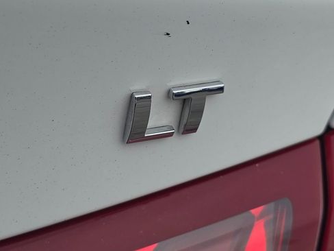 Used 2022 Chevrolet Malibu LT image 12