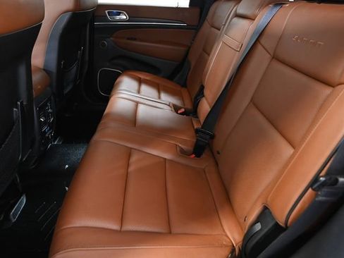 Used 2015 Jeep Grand Cherokee Summit AWD/4WD image 9
