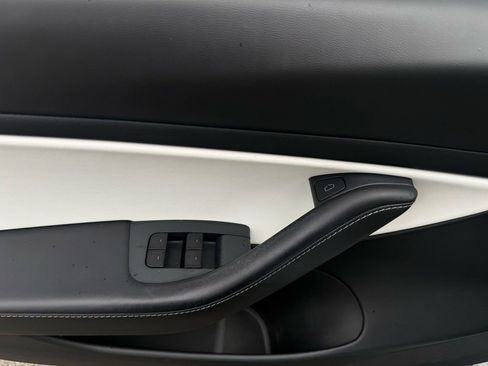 Used 2021 Tesla Model 3 Long Range image 19