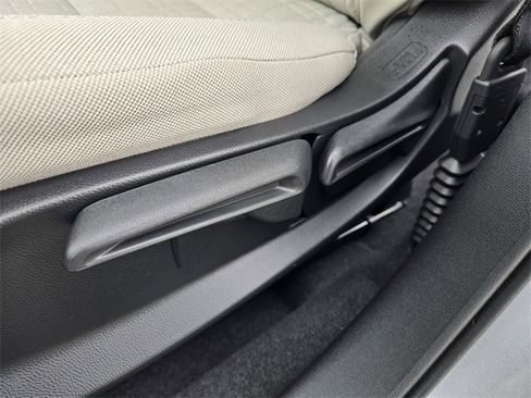 New 2026 Honda HR-V LX image 20