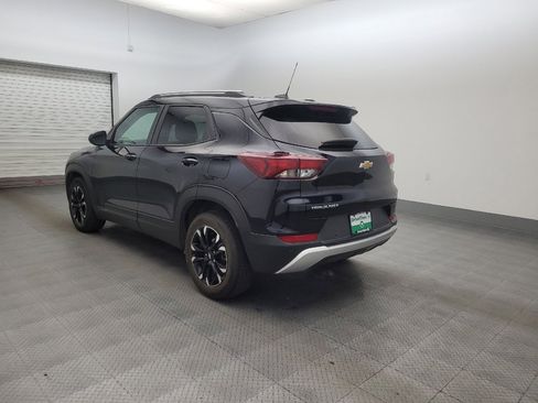 Used 2021 Chevrolet TrailBlazer LT w/ Convenience Package FWD image 5