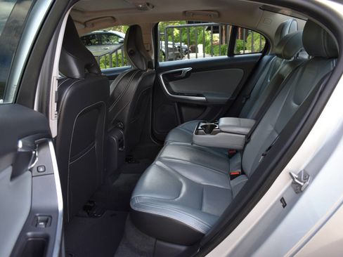 Used 2014 Volvo S60 T6 AWD/4WD image 9